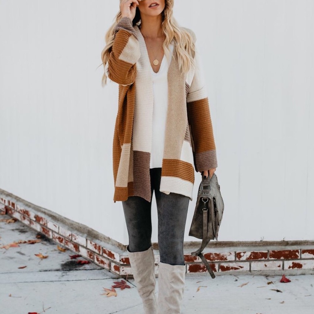 Creamy Colorblock Cardigan - Picture 3 of 8